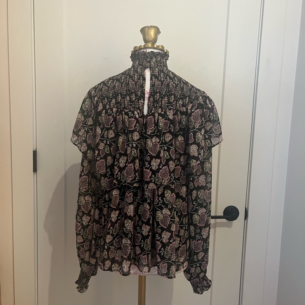 NWOT Cinq à Sept Drew Leaf Print Smocked Top - Picture 4 of 8